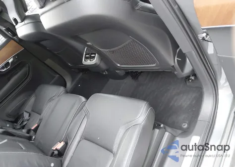 2019 Volvo Xc90 T6 Inscription from USA, damaged, VIN YV4A22PL3K1488042